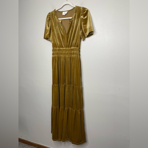 Bohme Gold Velvet Velour Tiered Smocked Festive Maxi Dress Sz Small Worn Once - Picture 3 of 10